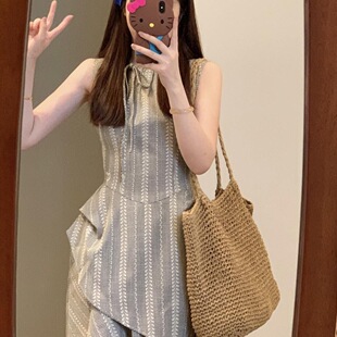 ��ʽ��ȹ�������B��ȹŮ�ėl�y�o�䱳���@�ݸ��������|��¶���OӋ