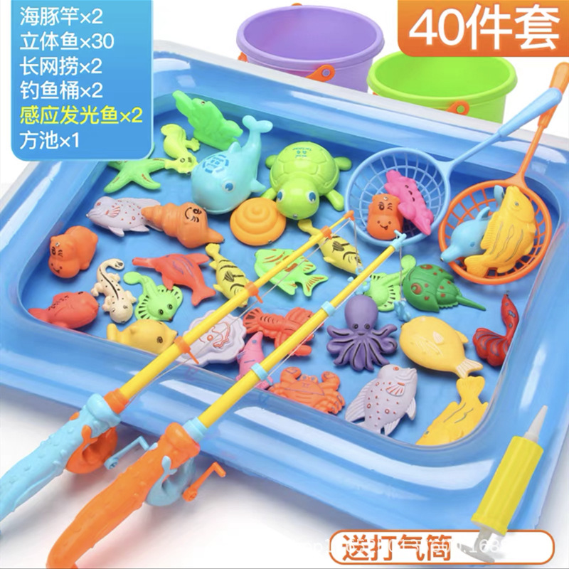 큰 사각형 풀 30마리 빛나는 물고기 2마리 바다 막대 2개 그물 2개 물통 1개 펌프