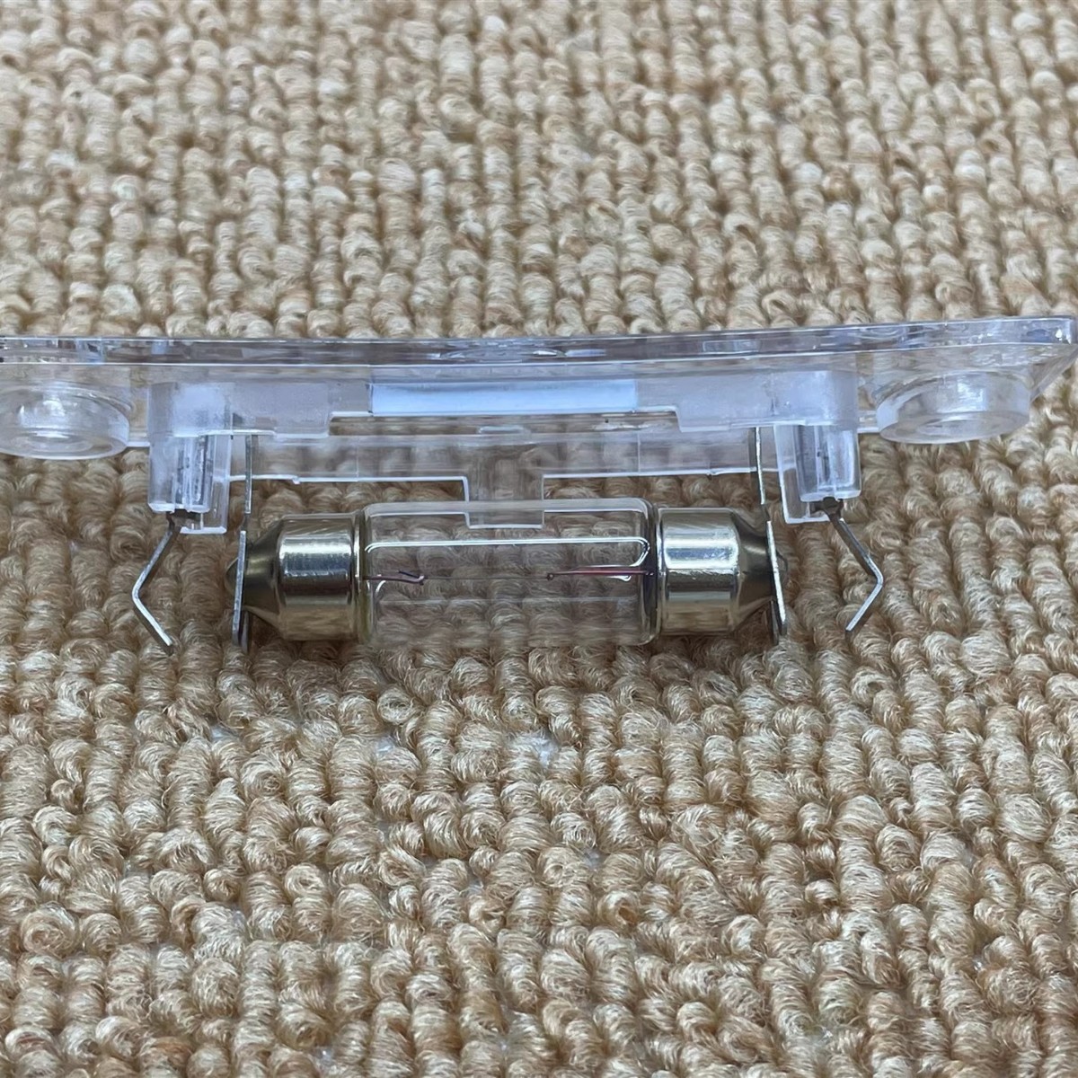 Passat Lingyu Old Sagittarius Touan License Plate Lamp Luggage Rear License Plate Lamp 3BD 943 021