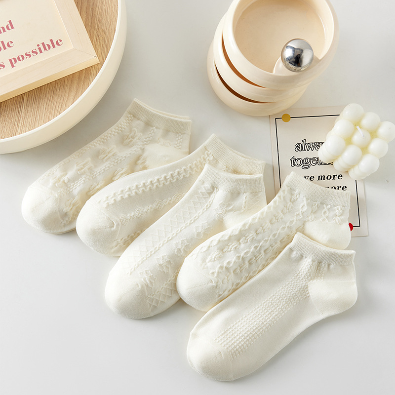 Una bolsa de 5 pares de envío gratis nuevos calcetines de la serie de dibujos animados de primavera y verano para hombres y mujeres calcetines de algodón absorbentes de sudor de boca baja calcetines de dopamina en stock