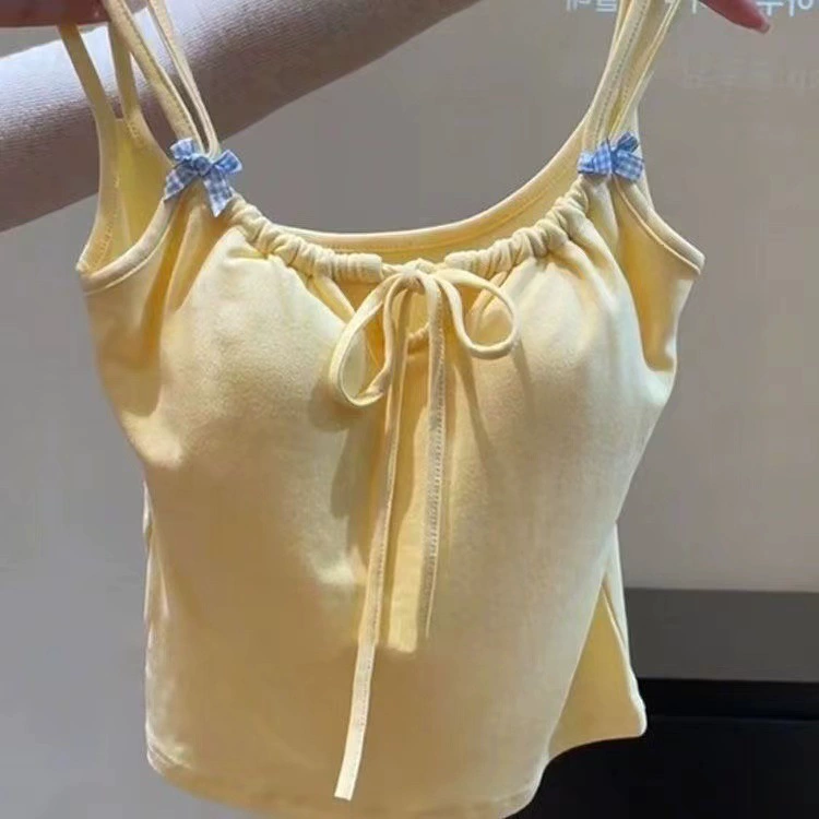 Горячая девушка с нагрудным ковриком бант камзол жилет женщина летнее мясо красавица шикарная нижняя спинка