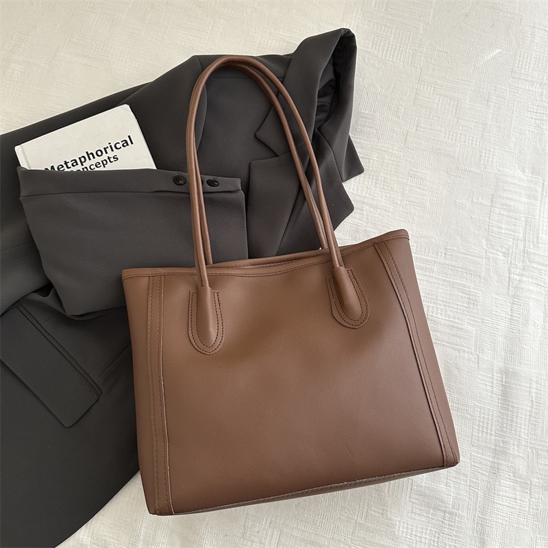 Bolso de alta capacidad de alta belleza para mujeres 2024 nuevo invierno versátil bolso de mujer de viaje al trabajo bolso de hombro