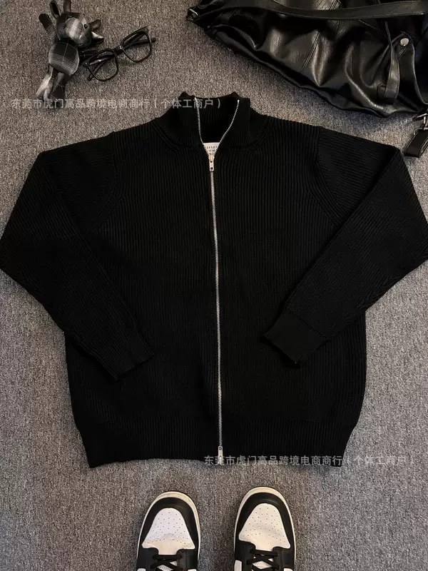 Пуховый кардиган с высоким воротником в стиле Margiela с молнией и теплый жакет MM6