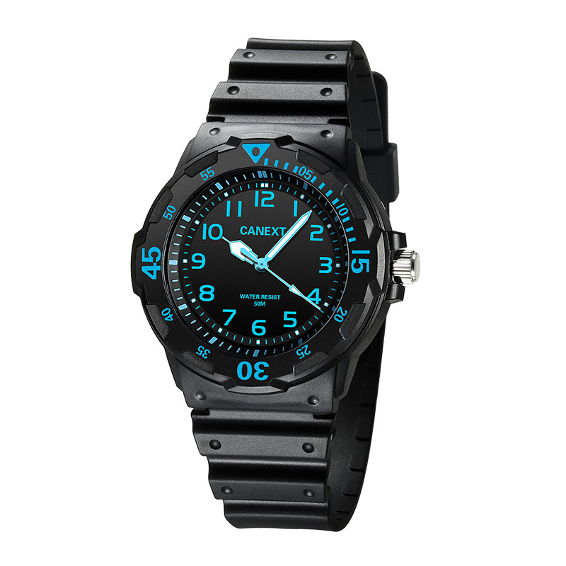 검은색 얼굴과 파란색 글자 달력 없음