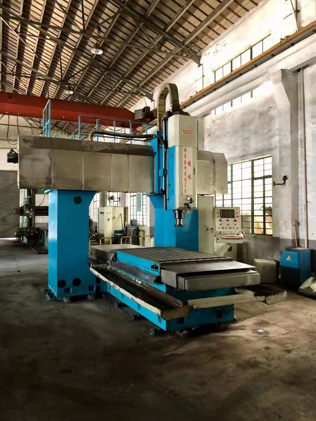 处理二手桂林X2312龙门铣床二手龙门铣