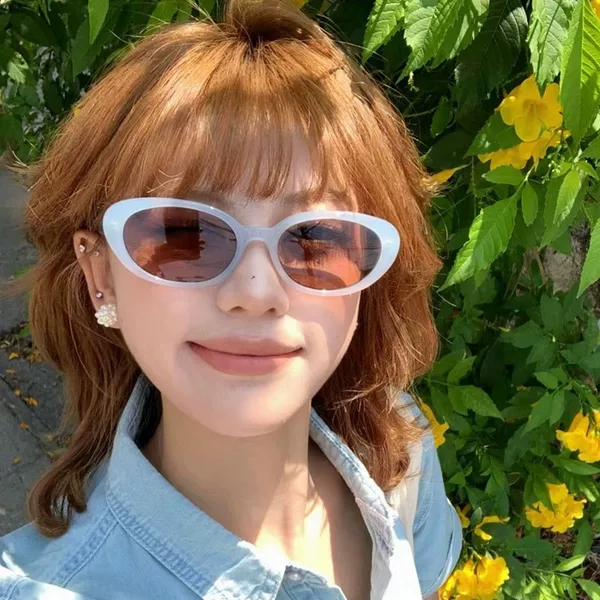 Korean Style Retro Dopamine Blue Oval Sunglasses for Women for Summer Travel, Anti-Uv Sunshade Glasses for Round Faces