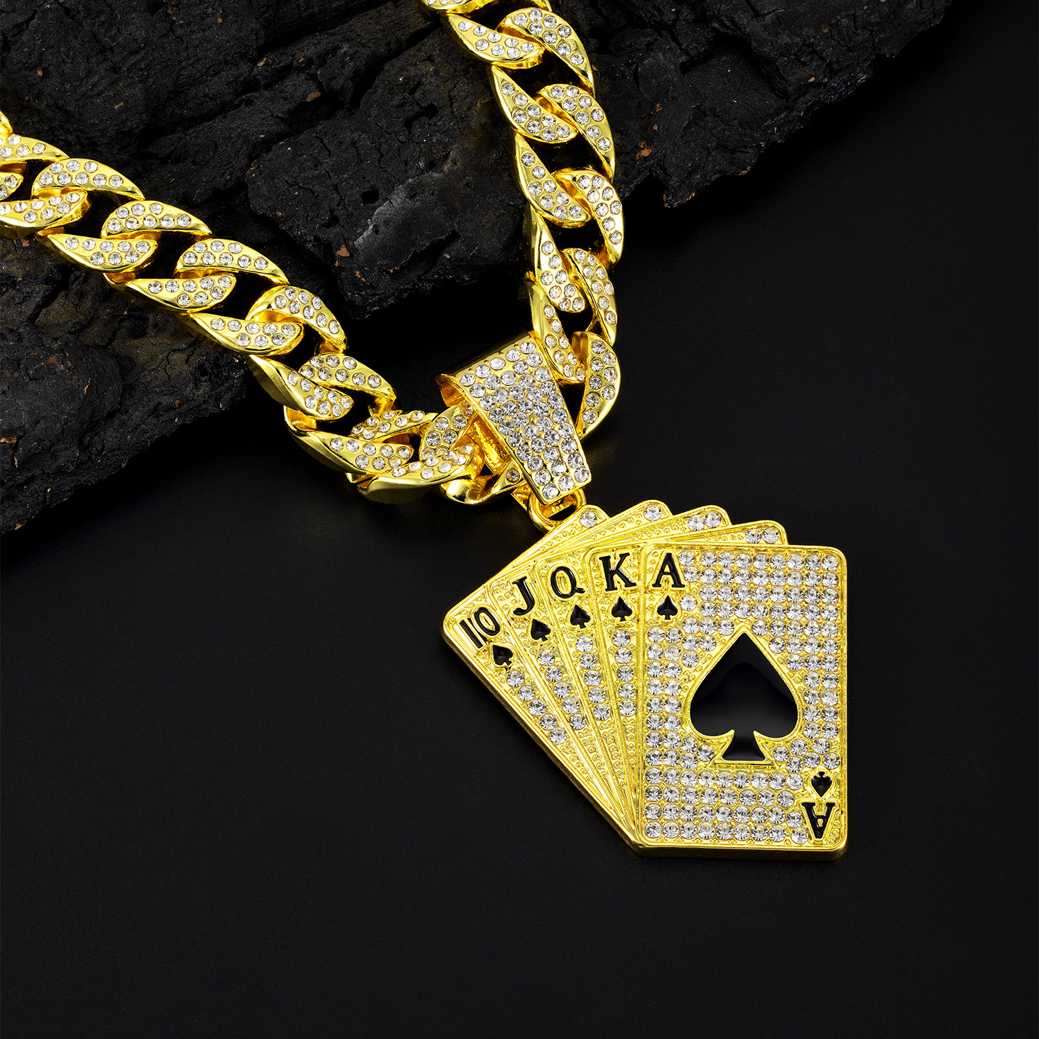 European And American Hip-hop Cuban Chain Full Diamond Playing Card Pendant Trendy Card Niche Men's Necklace_voghion.com