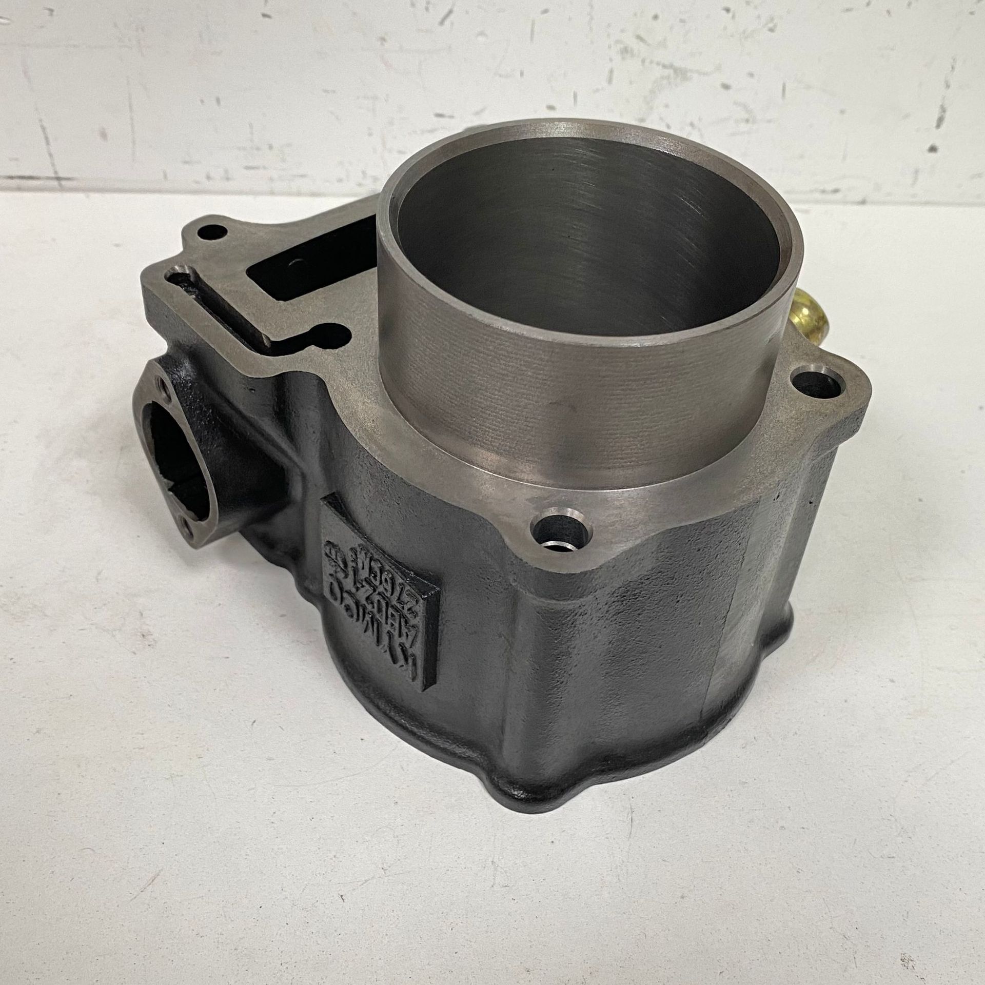 Motorcycle engine cylinder suitable for Kawasaki Force 300 KVF300 11005-Y003 ATV