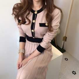 韩国chic春装2021年新款女温柔风显瘦针织长款毛衣洋气打底连衣裙