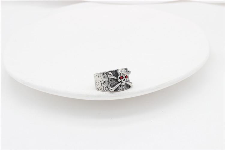 Skull Ring Image 5
