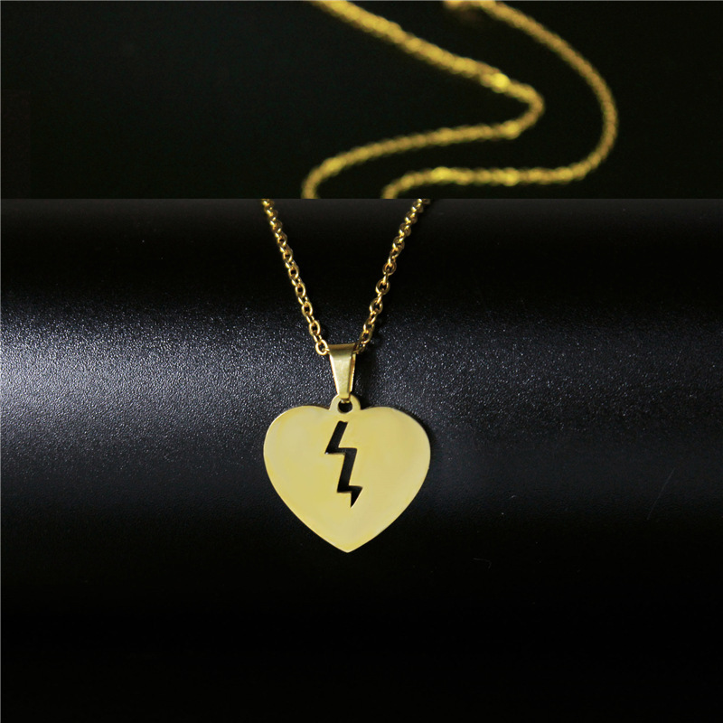 Wholesale Fashion Stainless Steel Leaf Heart Pendent Clavicle Chain Nihaojewelry display picture 5