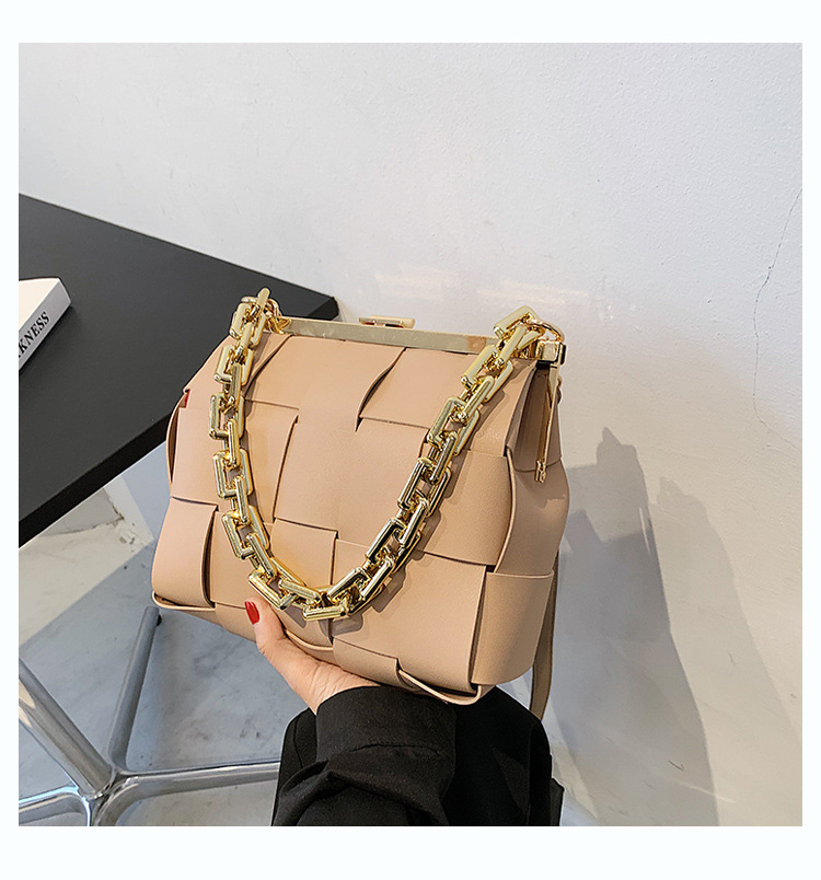 New Wave Fashion Woven Chain Messenger Square Bag display picture 1