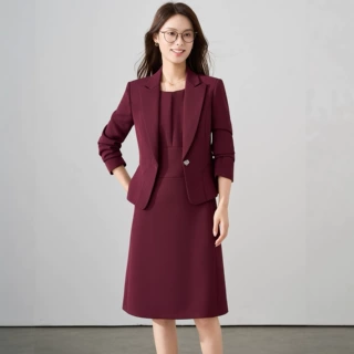 2025新款小个子短款酒红色西装外套女秋冬高端女士西装连衣裙套装