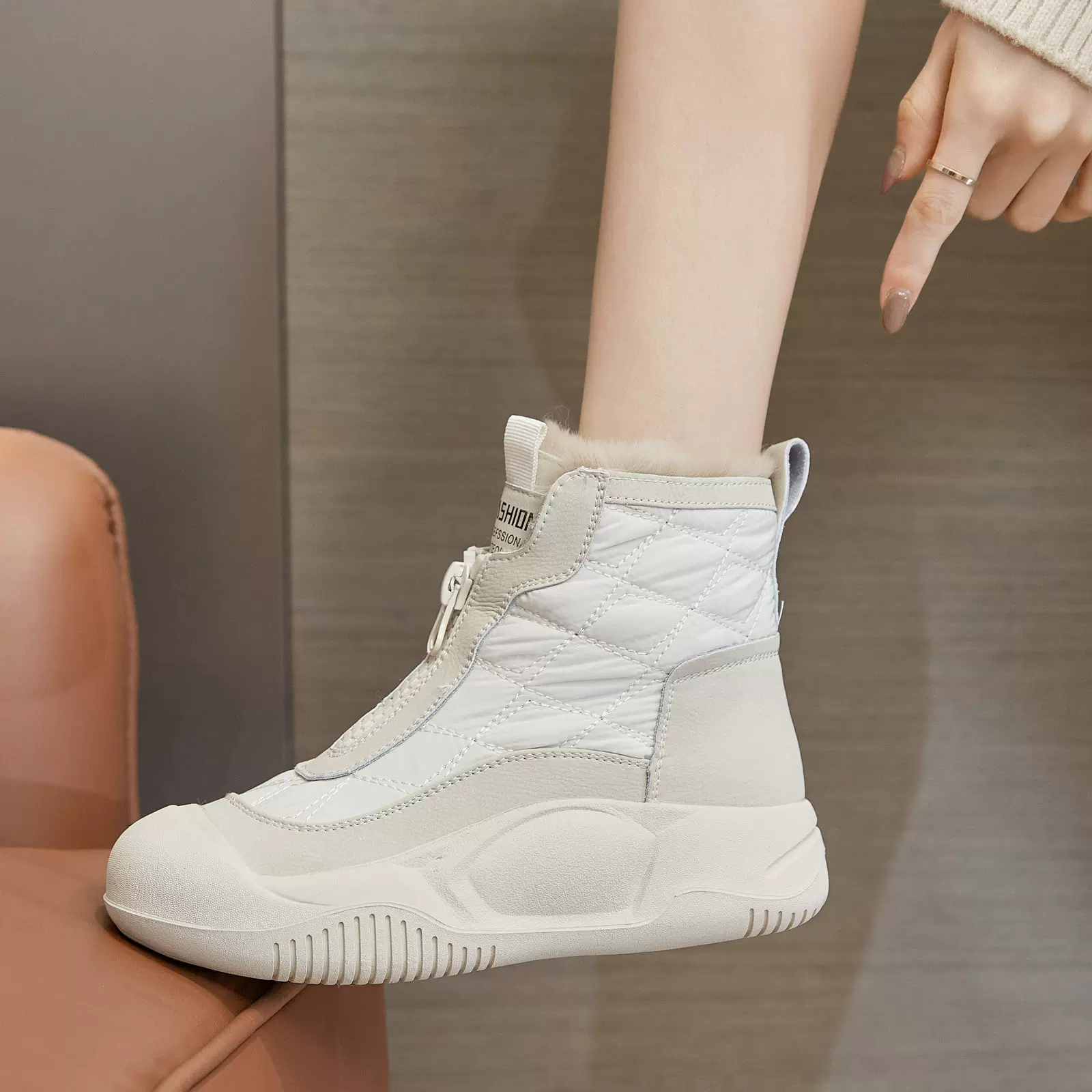雪地靴女2025秋冬新款拉链加绒短靴子潮冬季休闲高帮厚底加厚棉鞋