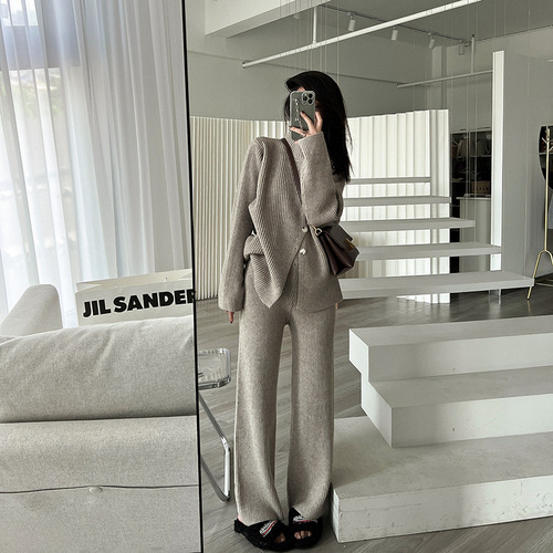 Half turtleneck knitted sweater pants two-piece set for women autumn and winter  new Korean style casual petite suit for women