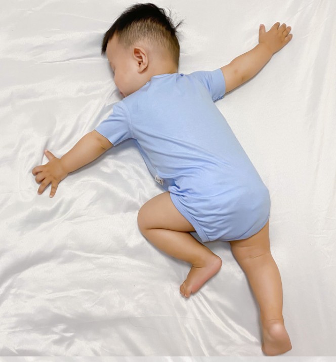 하늘색 깨끗한 표면