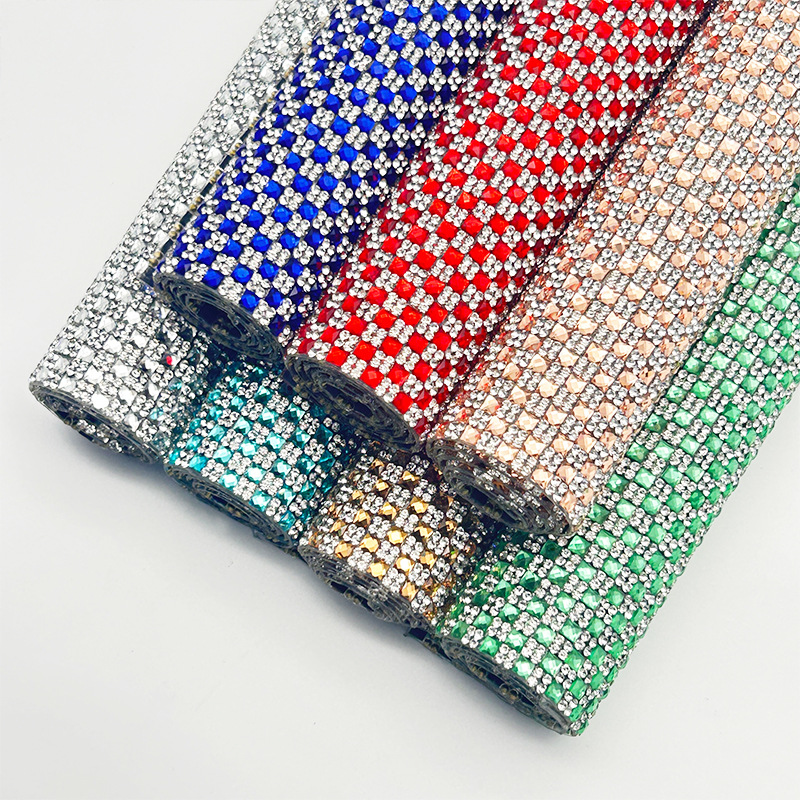 Parche de diamantes de imitación de vidrio de color brillante intermitente, adhesivo de malla de fondo, pegatina de diamantes en caliente, pegatina de diamantes decorativa de bricolaje, accesorios de ropa, pegatina de diamantes