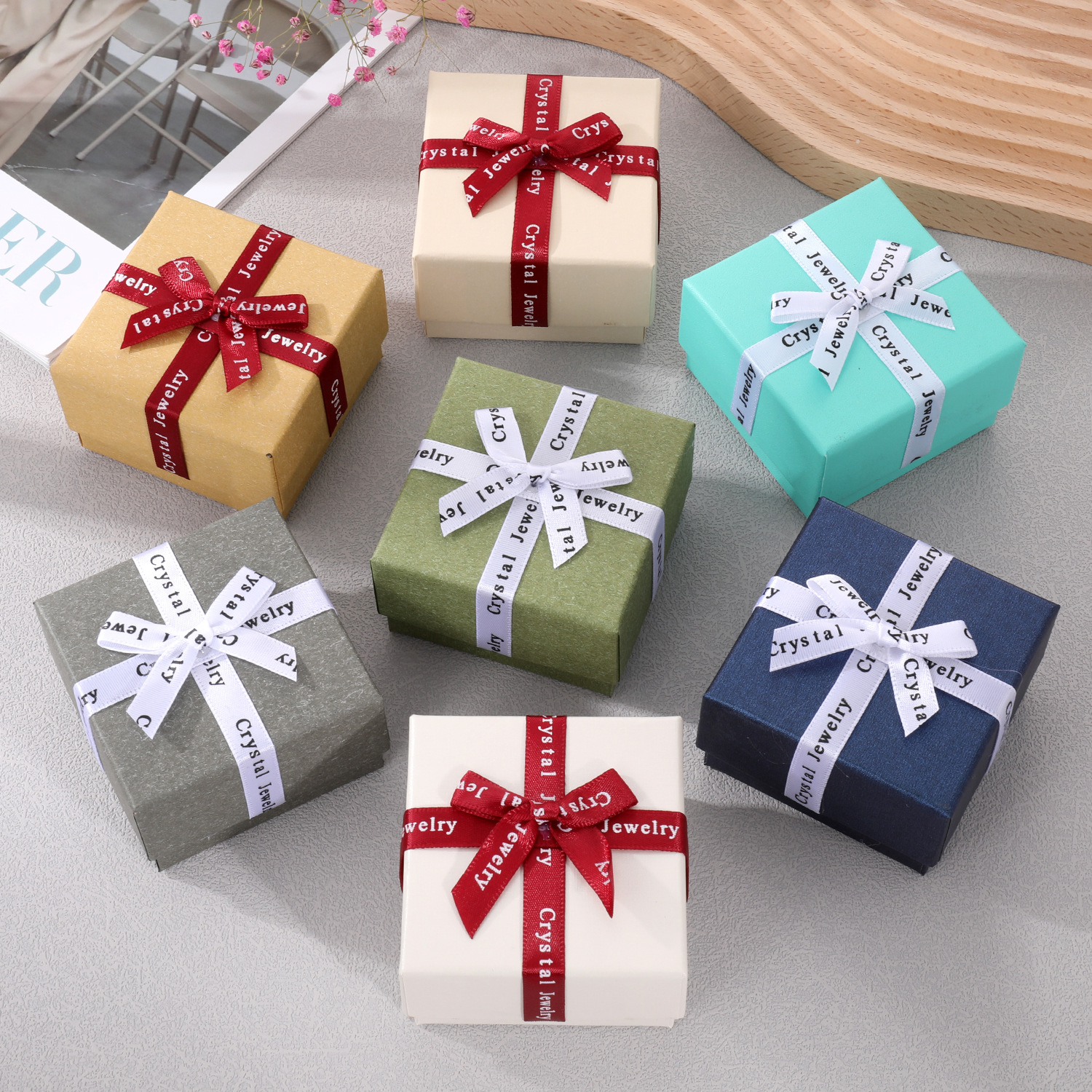Simple Style Solid Color Paper Jewelry Boxes display picture 4