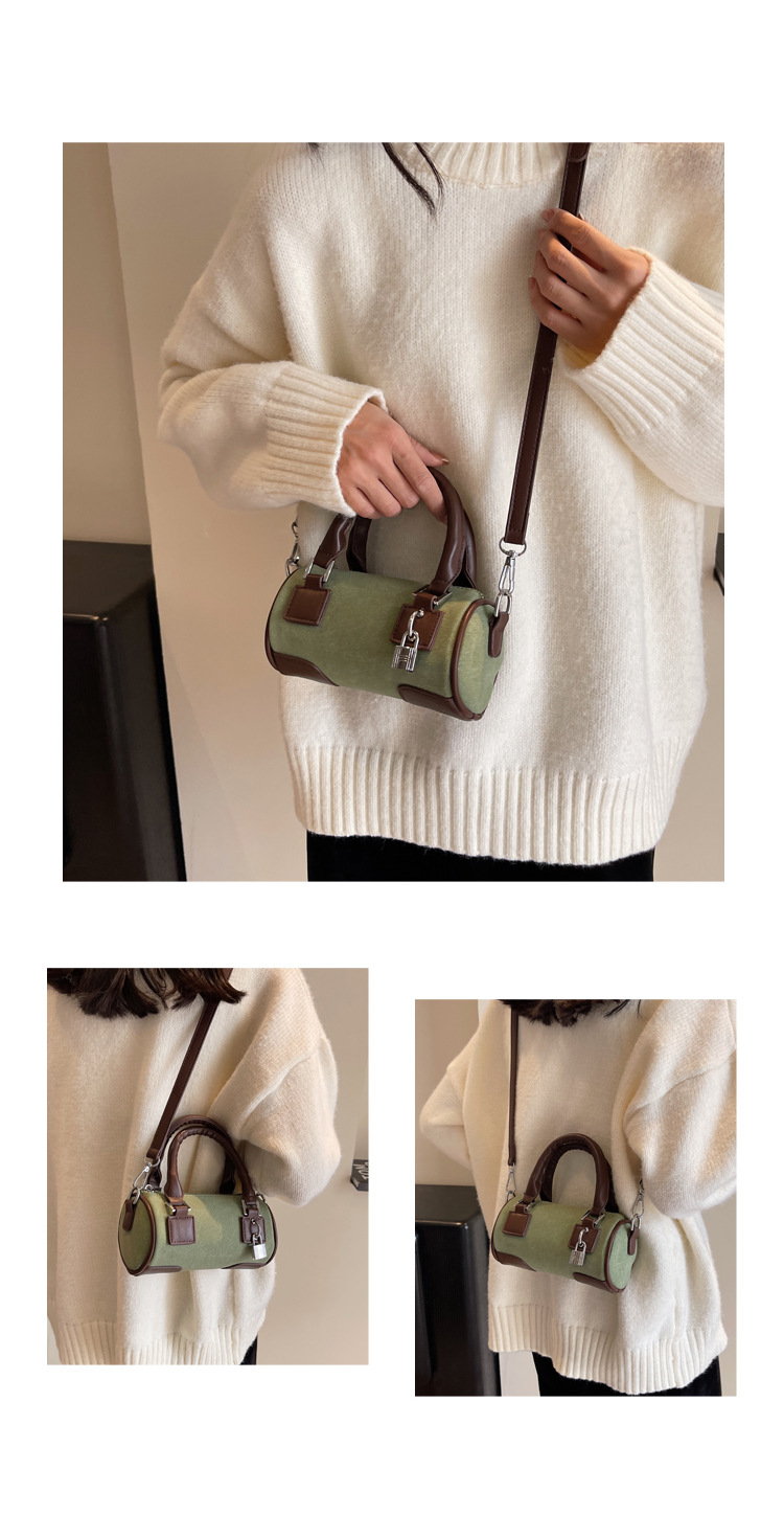 Liten handväska i amerikansk stil för kvinnor 2024, ny moderiktig och mångsidig crossbody-väska, handhållen frostad Boston_voghion.com