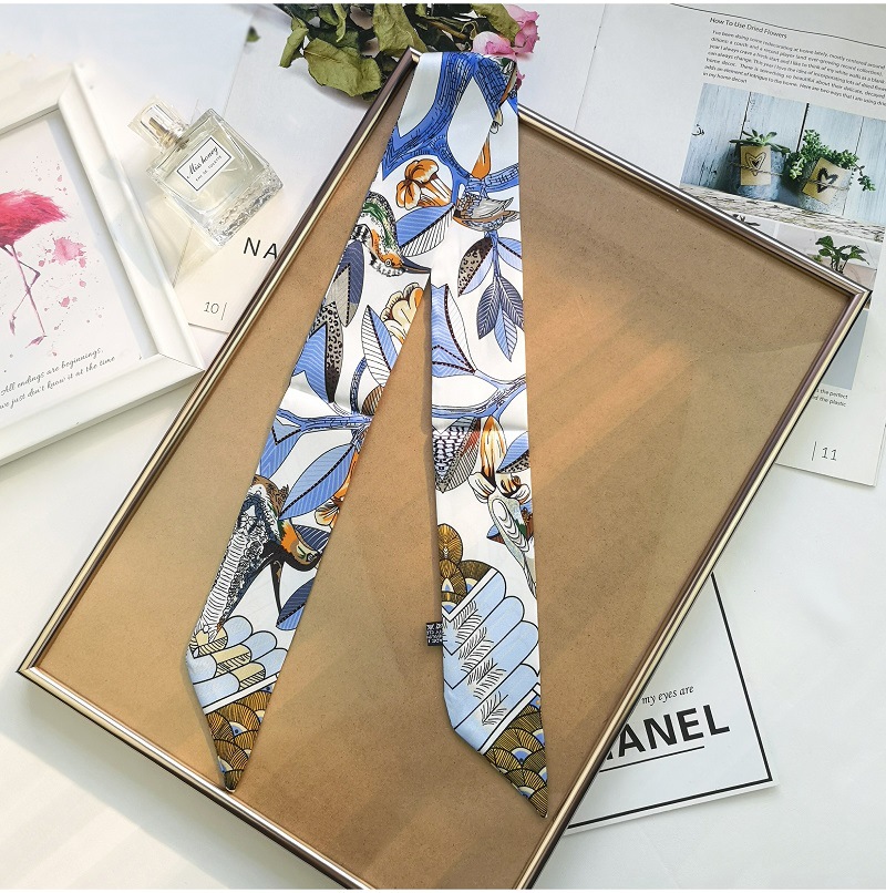 Women's Fashion Plant Satin Printing Silk Scarves display picture 10