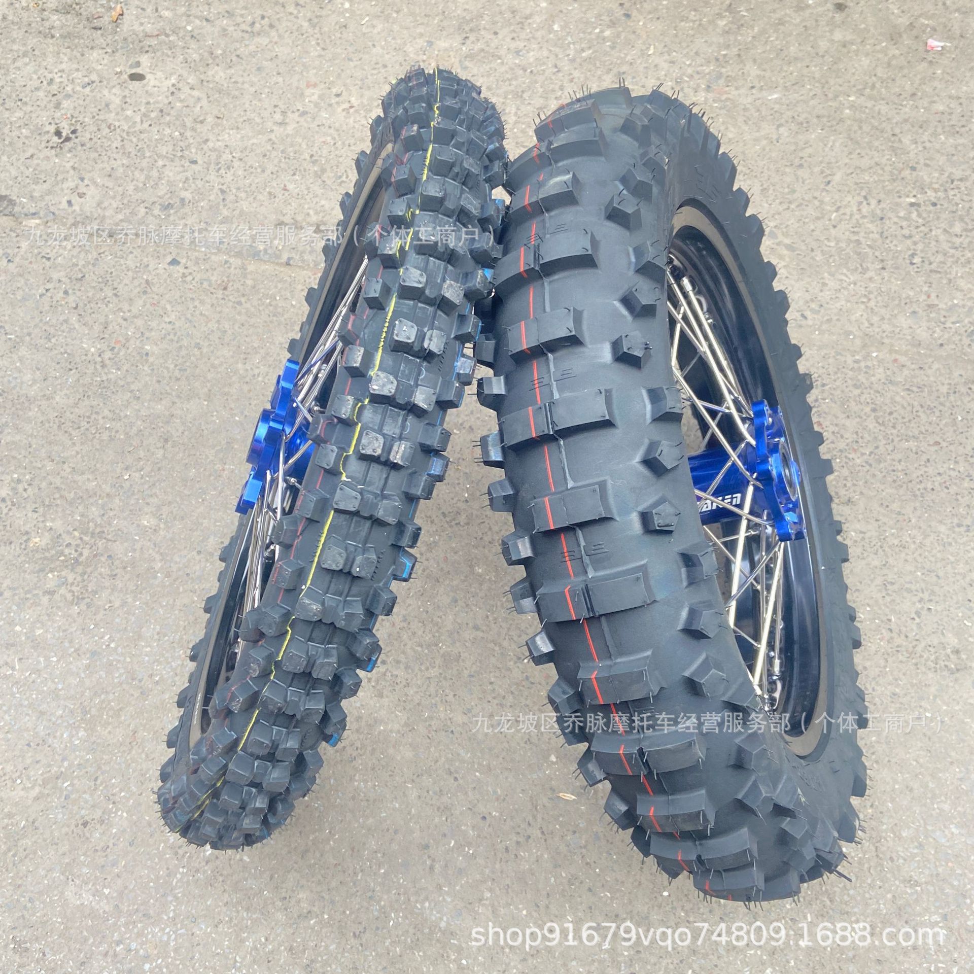 Hengjian two-stroke S6S7 off-road vehicle modified with front 1.60*21 and rear 3.00*18 Keweisi widened wheel hub assembly