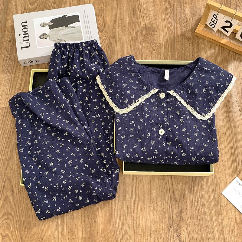 Al por mayor transfronterizo otoño nuevo cardigan impresión pijama de manga larga cuello de muñeca de moda lindas flores trituradas cubierta de ropa para el hogar