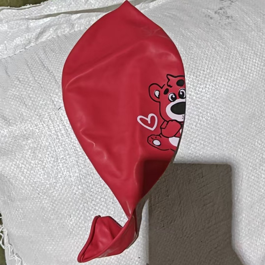 Печать 36-дюймового идеального круга: Hug Bear Red, 10 шт.