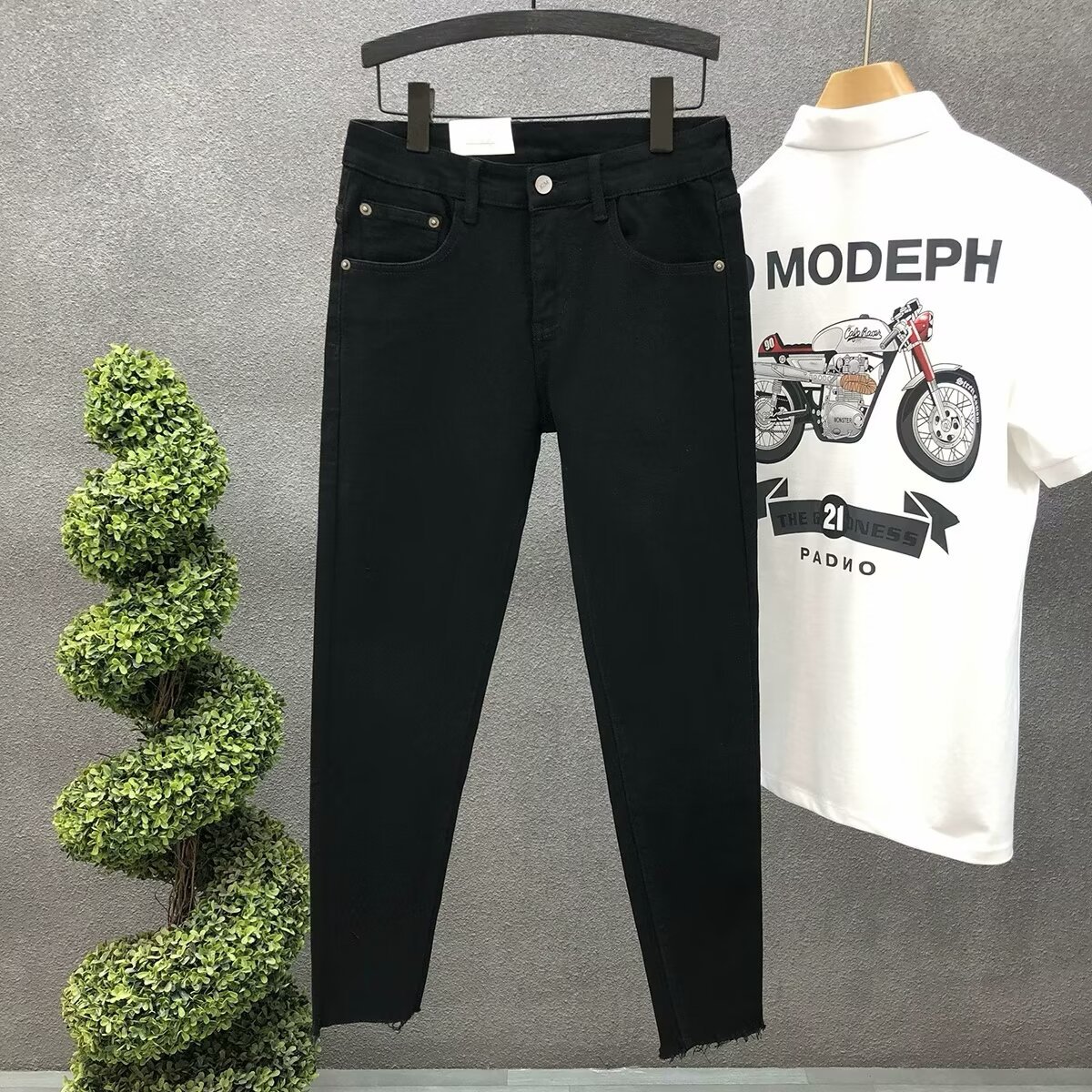 Jeans de lana simple para hombres verano nuevo estilo de moda moda para hombres elástico coreano casual delgado pies pequeños nueve pantalones
