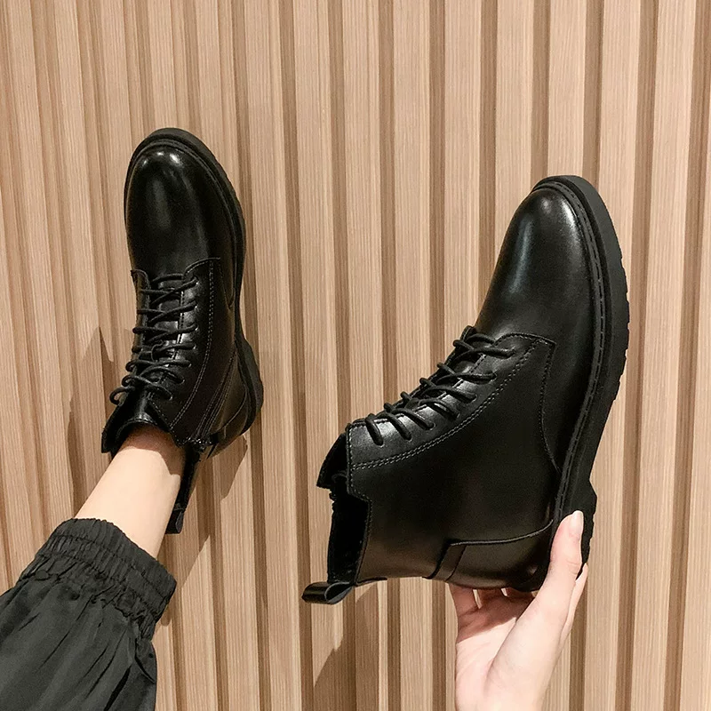 Martens, fashionable high universal low boots platform for leisure English style, 2024 years, autumn, British style