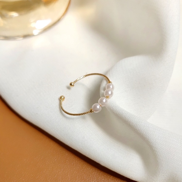 Fashion Geometric Imitation Pearl Alloy Rings display picture 1