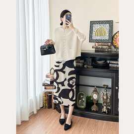 #百褶裙（裙脚开叉） 新中式印花半身裙女夏季新款宽松显瘦
