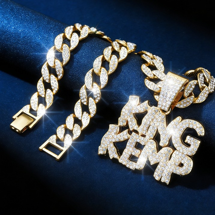 Diseño de moda hip-hop europeo y americano letras de tendencia KINGKEMP colgante de aleación de diamante completo colgante de cadena cubana transfronteriza colgante de hombre