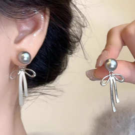两戴蝴蝶结耳环法式珍珠气质轻奢高级感耳钉S925银针百搭耳坠耳饰