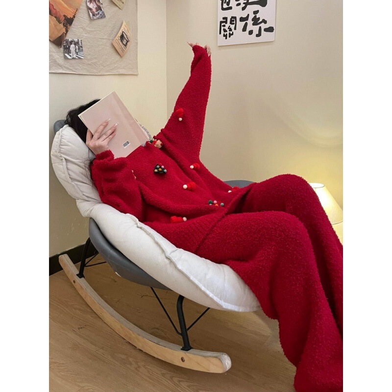 Festive Red Knitted Half-Velvet Round Neck Pajamas for Women Winter New Warm Thickeneded Velvet Home Clothes Two-Piece Set Festive Red Knitted Half-Velvet Round Neck Pajamas for Women Winter New Warm Thickeneded Velvet Home Clothes Two-Piece Set