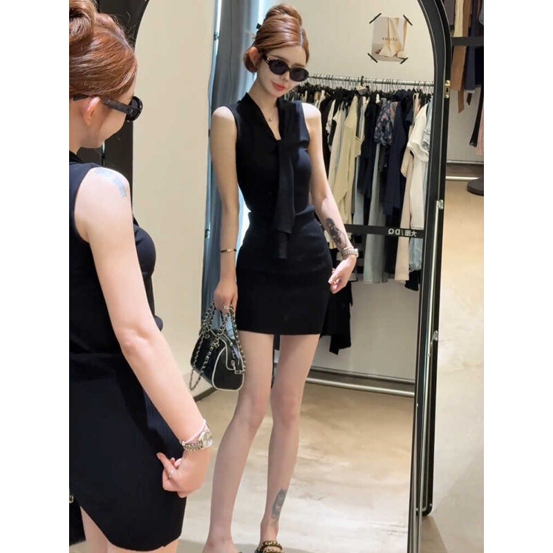 Pure Desire Style V-Neck Tie Sleeveless Knit Dress for Women 2025 Summer New Slim Fit Bodycon Short Dress