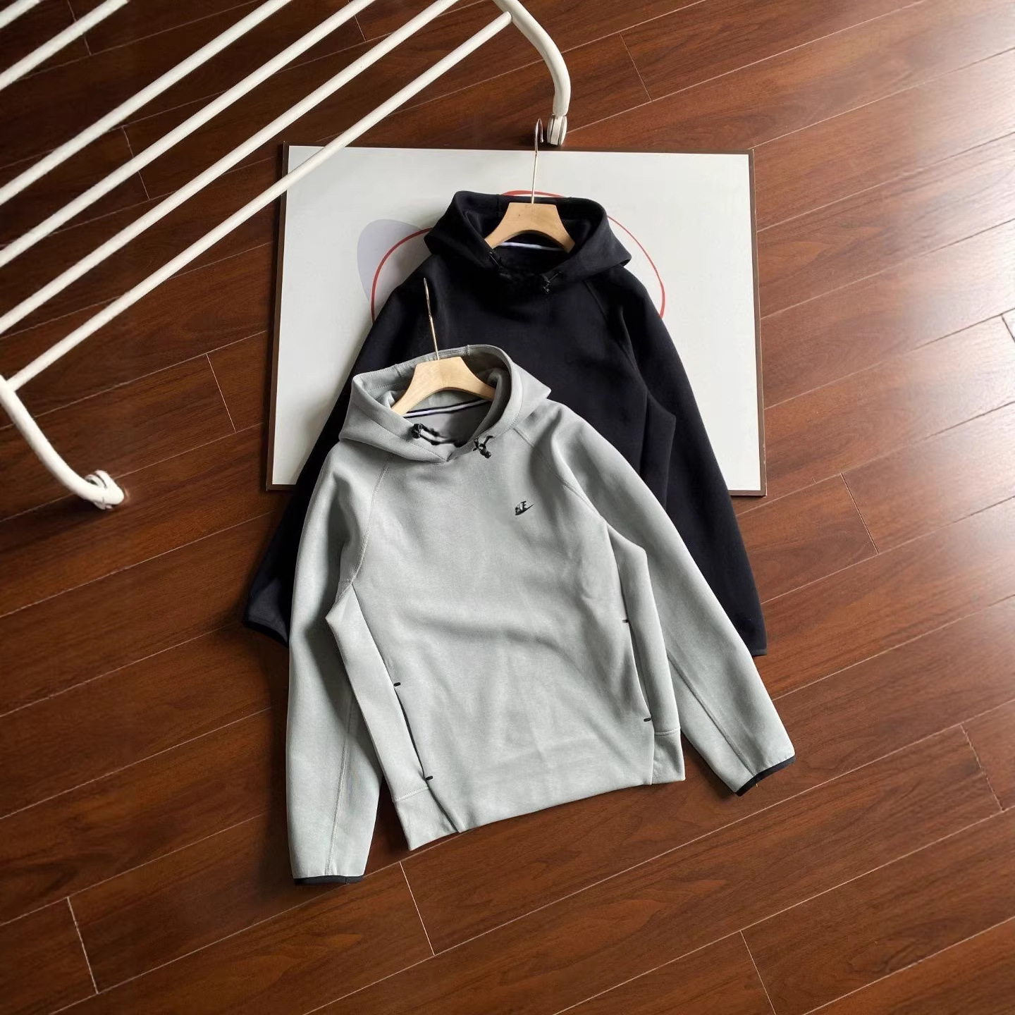 25 New Autum Men's Fashion Knitted Hooded Sports Sweatshirts with Small Hook Printed Letter Hoodies Fb8017