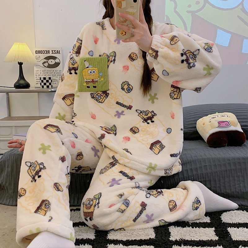 2025年新款秋冬季卡通刺绣口袋女士睡衣珊瑚绒加厚套装大码可外穿