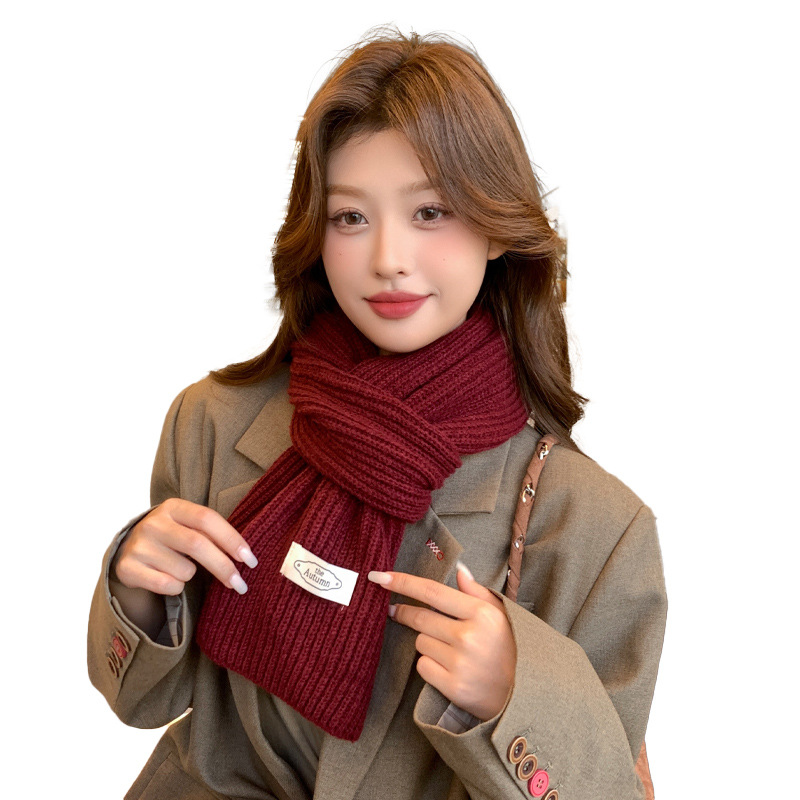 Bufandas para mujeres de alta calidad 2024 otoño y invierno nuevo estilo versátil coreano color sólido engrosado calentamiento lana bufandas de punto cuello