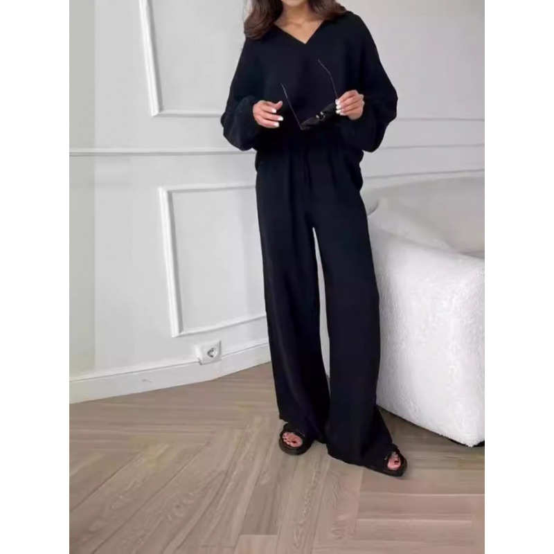 Elegant set for leisure