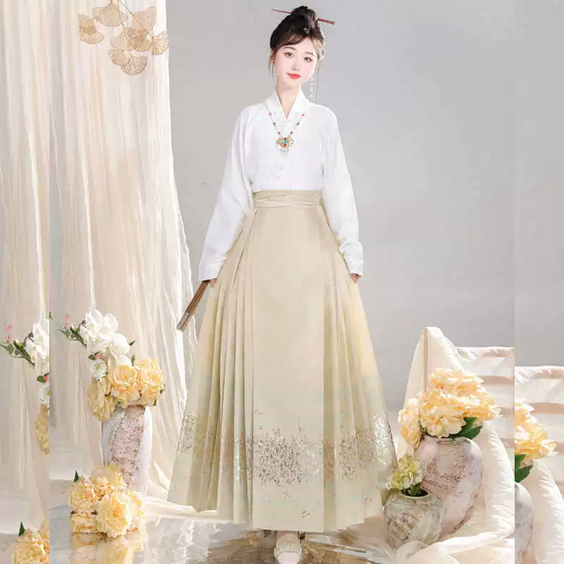 Luozhu [Мечта о блюдце] Лошадь юбка с золотым макияжем