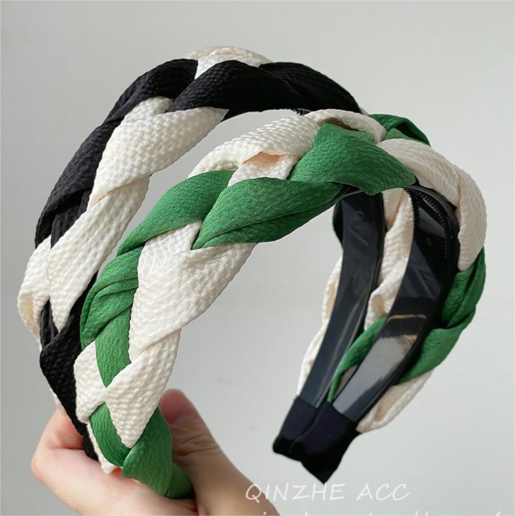 Nueva celebridad de Internet dentado antideslizante diadema horquilla todo partido simple tocado Elegante diadema de ala ancha para mujeres 2023