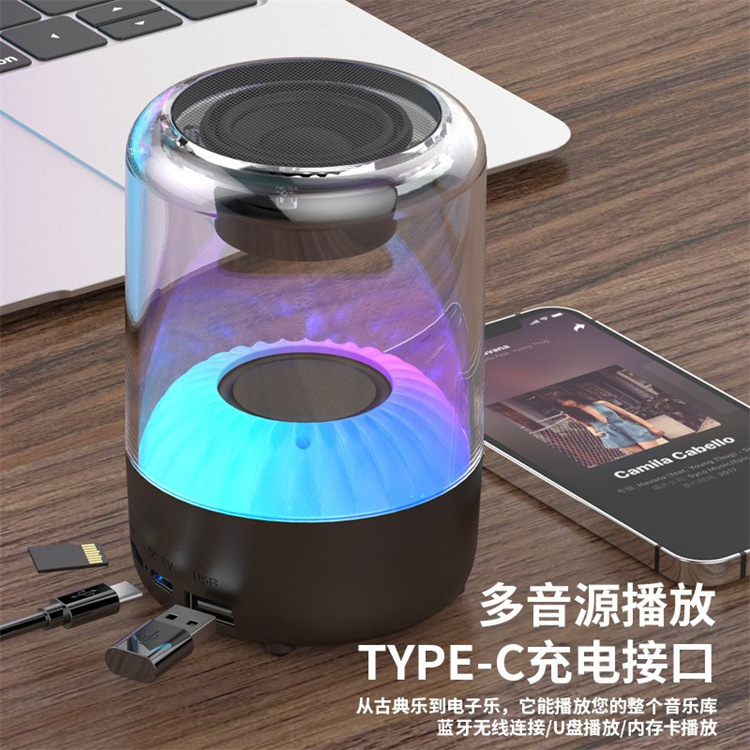 검은색
