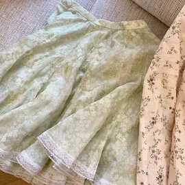 森系小苍兰浅绿碎花重工半身裙女法式碎花蕾丝拼接显瘦大裙摆