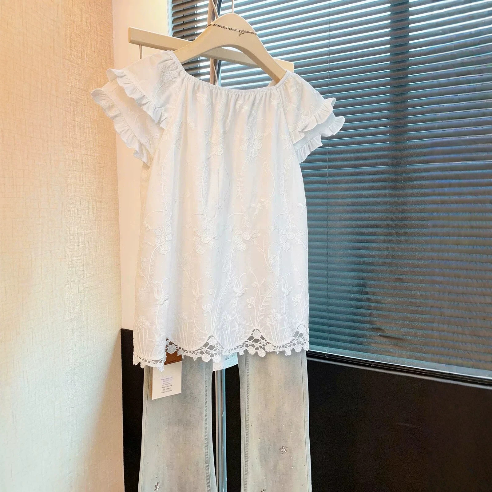 Áo sơ mi nữ tay phồng thêu hoa phong cách Nhật ngọt ngào — trắng chi tiết 1