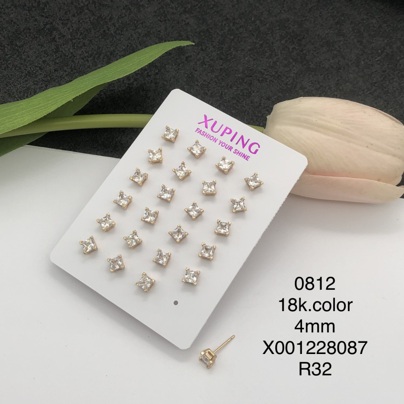 Xuping joyería transfronteriza venta caliente aleación auriculares lujo ligero de alto nivel nicho moda personalidad temperamento pendientes al por mayor mujeres