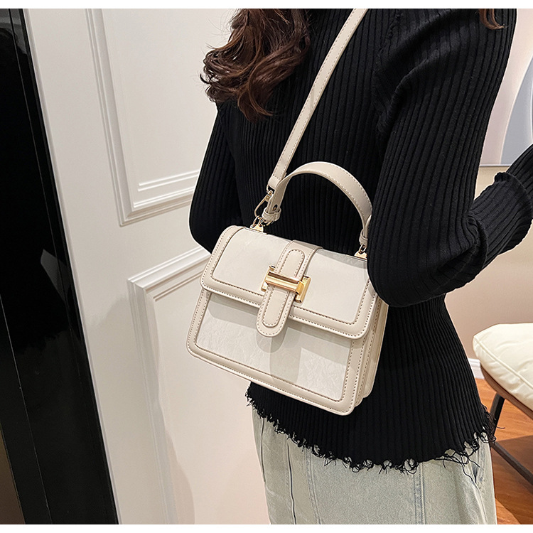 Tämän vuoden suositut laukut naisille 2024 uusi muoti huippuluokan kannettava olkalaukku suuri kapasiteetti crossbody pieni neliö laukku_voghion.com