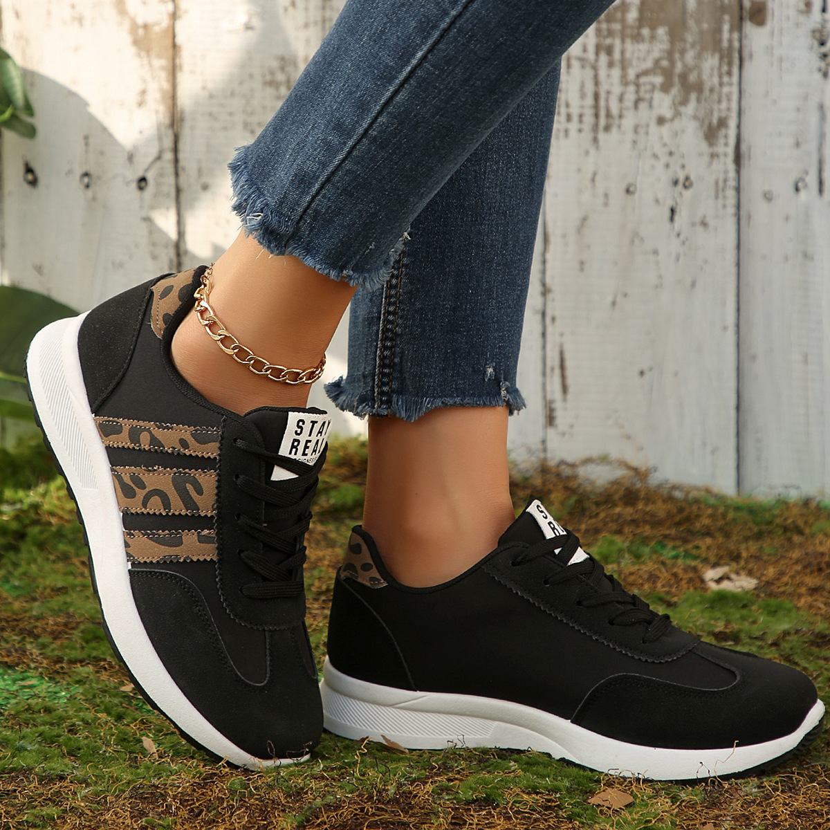 2026 primavera nuevo tamaño transfronterizo retrógrado correa de cabeza redonda zapatos de entrenamiento Agan zapatos deportivos casuales al por mayor image 1