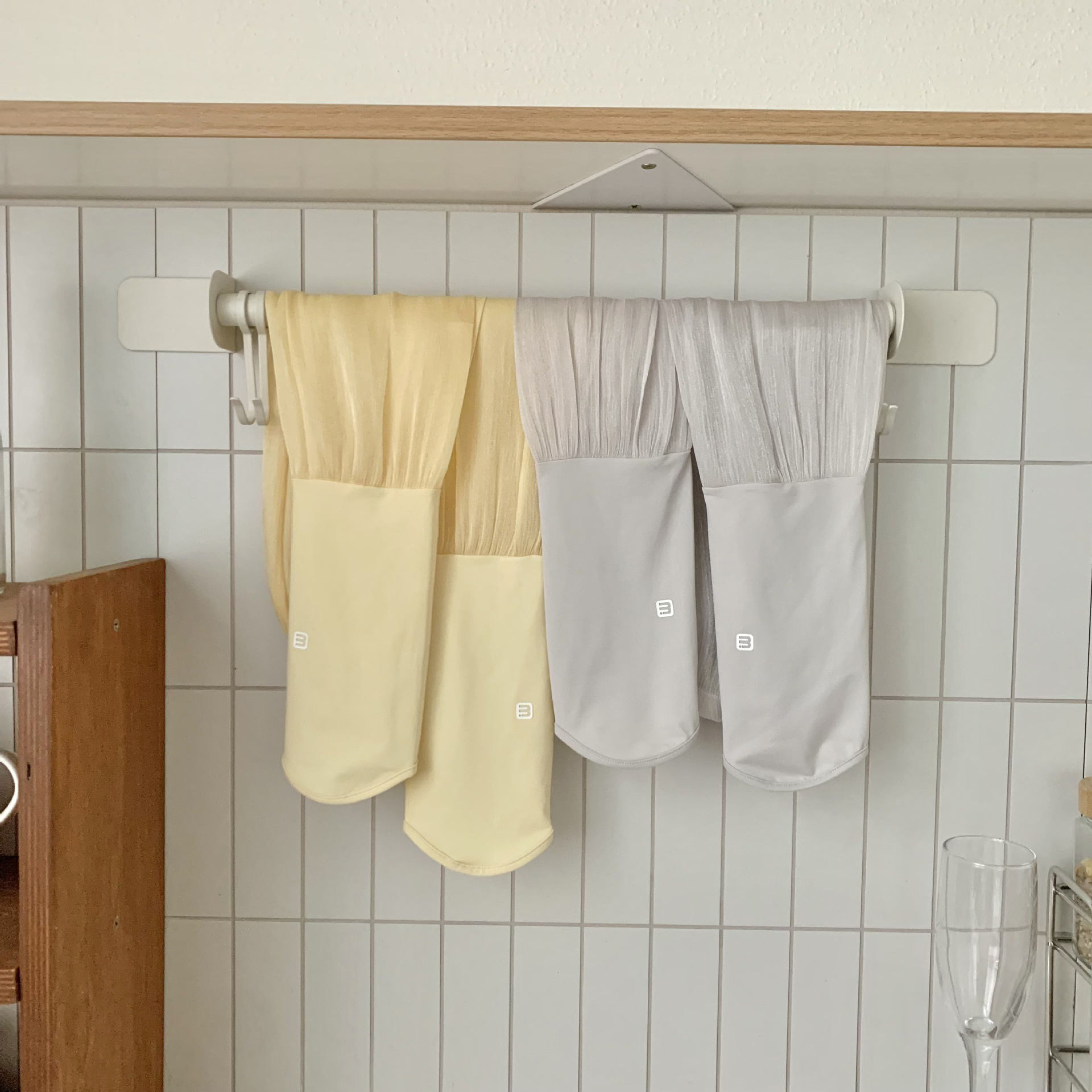 Mangas de hielo, mangas de protección solar, costuras con guantes para los dedos, paseos de verano, versión suelta y alargada, protección fina contra los rayos UV