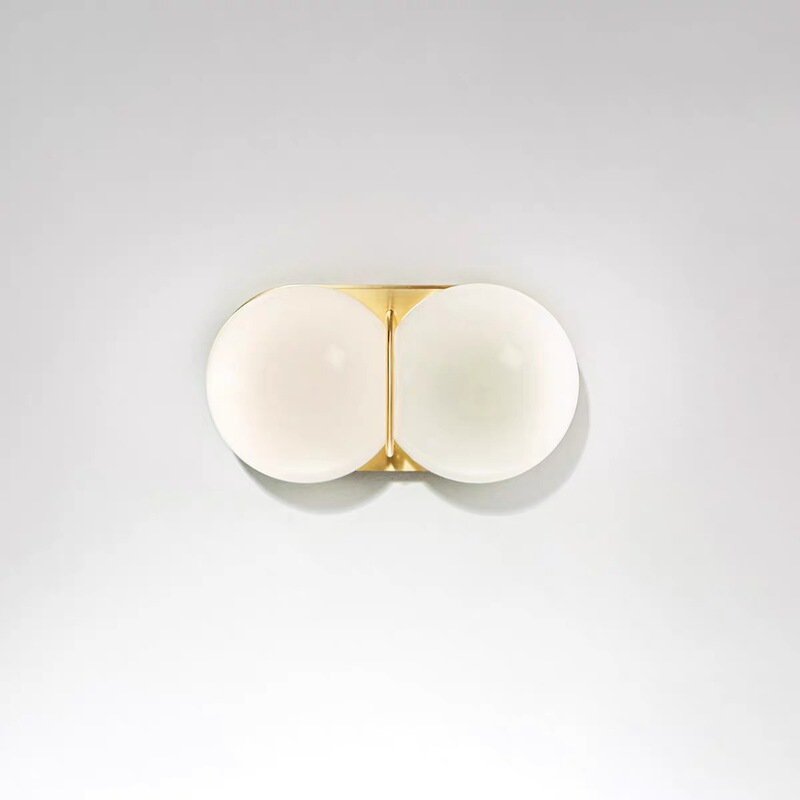 Italian Light Luxury All-Copper Lamp, Antique Style, High-Looking Cream Glass Living Room Decoration, Bedroom Bedside Wall Lamp