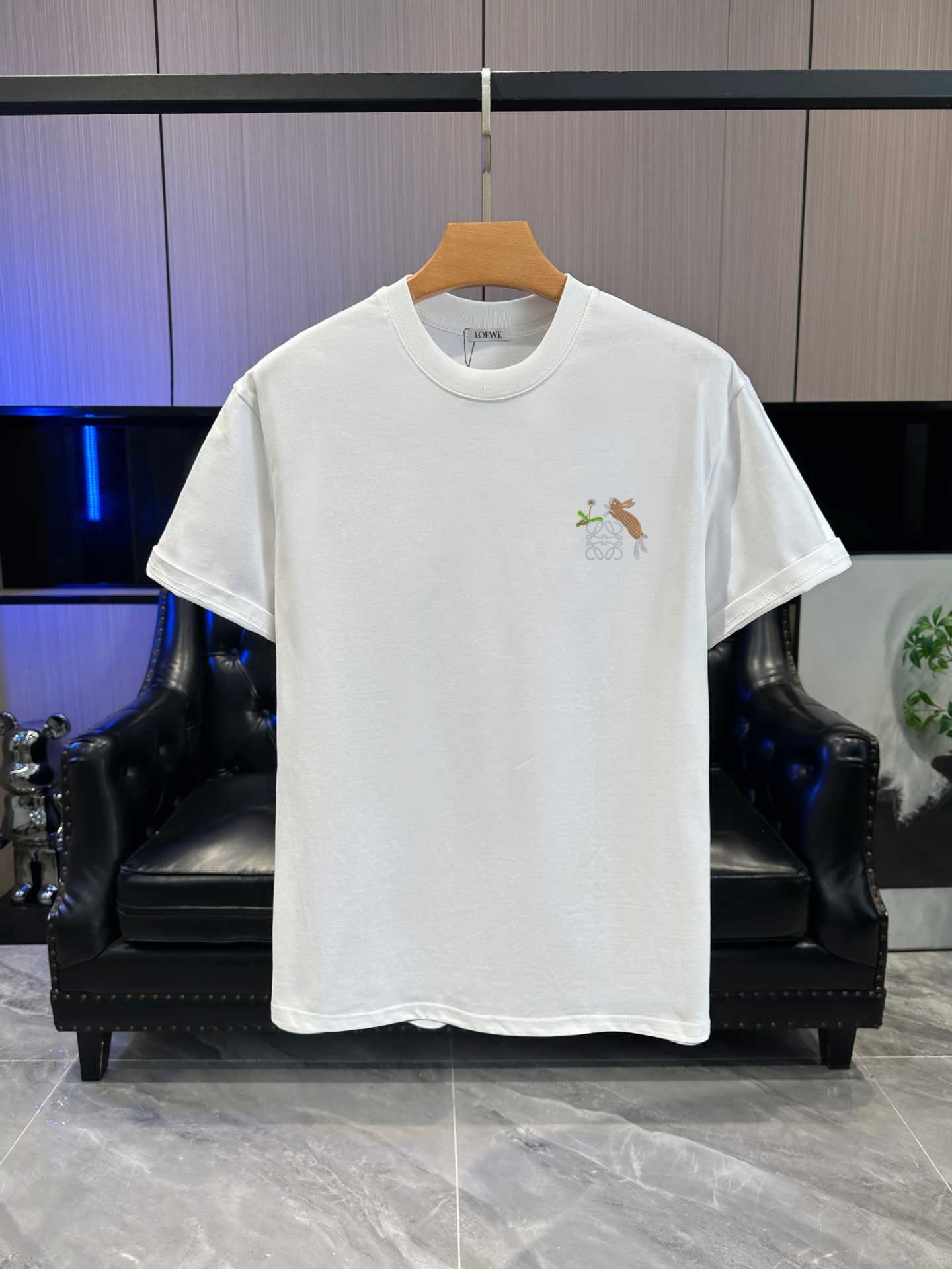 H103 화이트